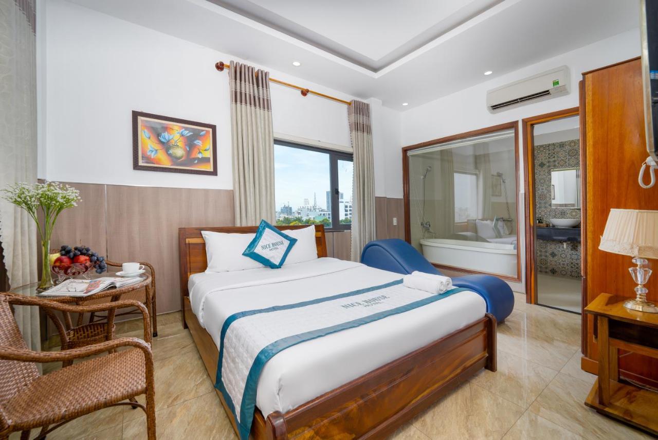 Nice House Hotel - Near My Khe Beach Da Nang Eksteriør bilde